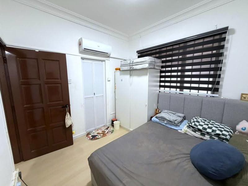Rumah Teres 2-Tingkat untuk Dijual di Permas Jaya (Johor Bahru) - Karl Lim - Bedroom - PropertyGuru.com.my