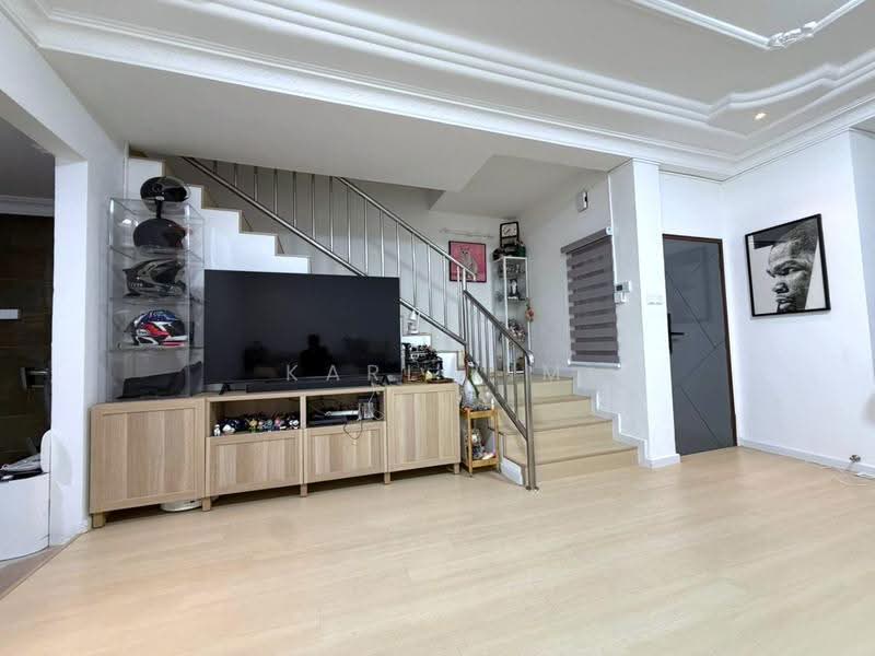 Rumah Teres 2-Tingkat untuk Dijual di Permas Jaya (Johor Bahru) - Karl Lim - Living Room - PropertyGuru.com.my