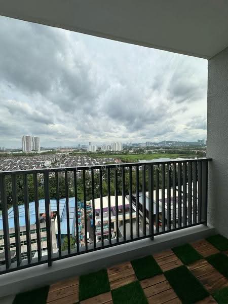 Kediaman Servis untuk Disewa di MIRA at Shorea Park - Dalynn Tan - Balcony - PropertyGuru.com.my