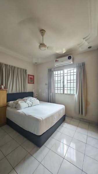 Pangsapuri untuk Dijual di Desa Pinang - Jeffrey Chan - Bedroom - PropertyGuru.com.my