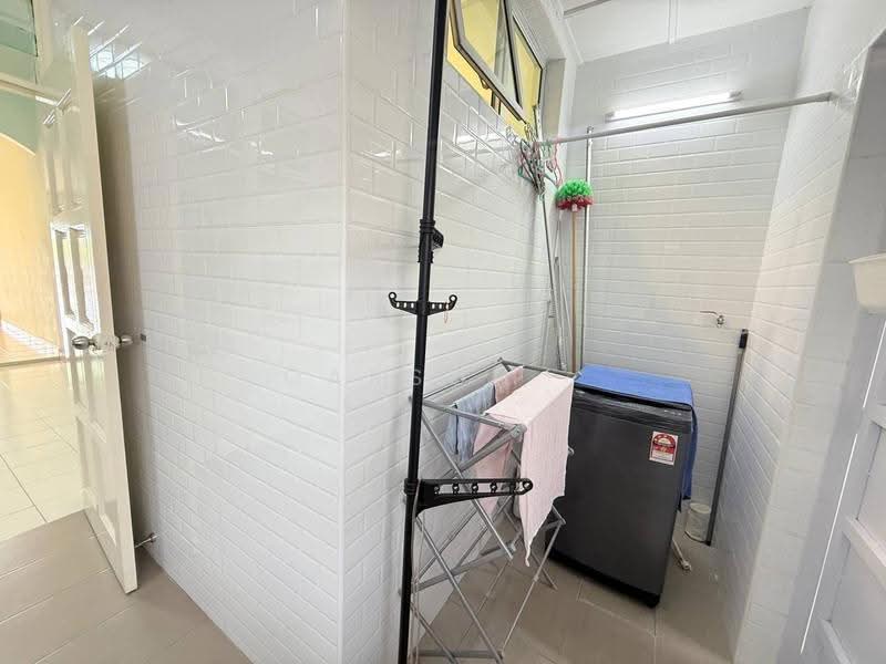 Rumah Teres 1-Tingkat untuk Dijual di Taman Pelangi Indah (Ulu Tiram) - Carson . - PropertyGuru.com.my