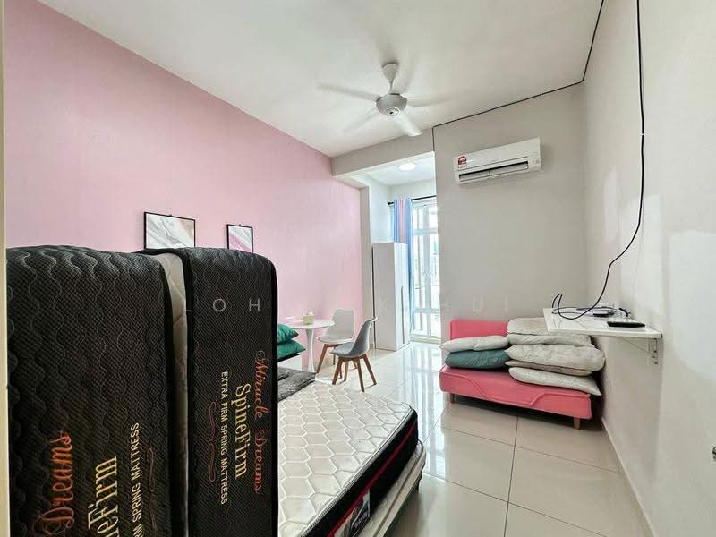 Cluster House for Sale in Iskandar Puteri (Nusajaya) (Johor) - Loh Kok Hui - Living Room - PropertyGuru.com.my