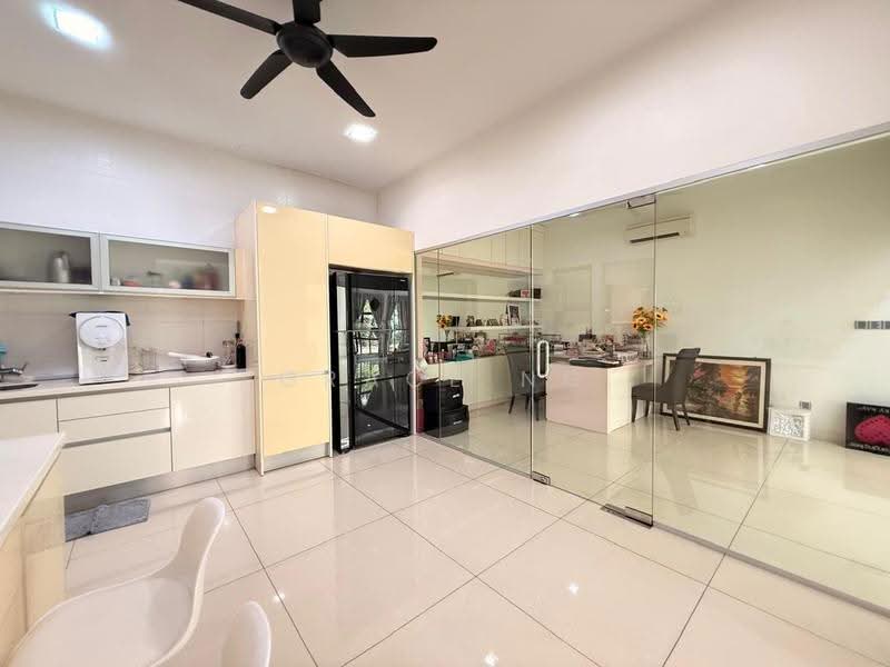 Rumah Berkembar untuk Dijual di East Ledang (Iskandar Puteri (Nusajaya)) - Grace Ng - Kitchen - PropertyGuru.com.my