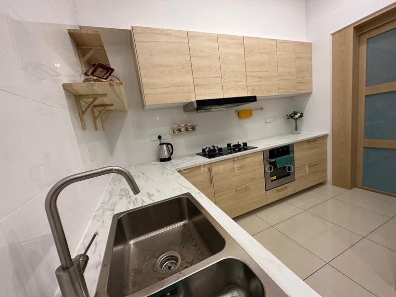 Rumah Teres untuk Disewa di Bandar Cassia (Batu Kawan) - Cheau Chie Ooi - Kitchen - PropertyGuru.com.my