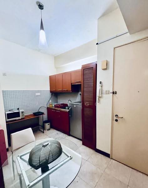 Service Residence for Sale at 10 Semantan Suites - Alice Goh - Kitchen - PropertyGuru.com.my
