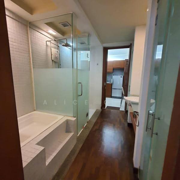 Service Residence for Sale at 10 Semantan Suites - Alice Goh - Bathroom - PropertyGuru.com.my