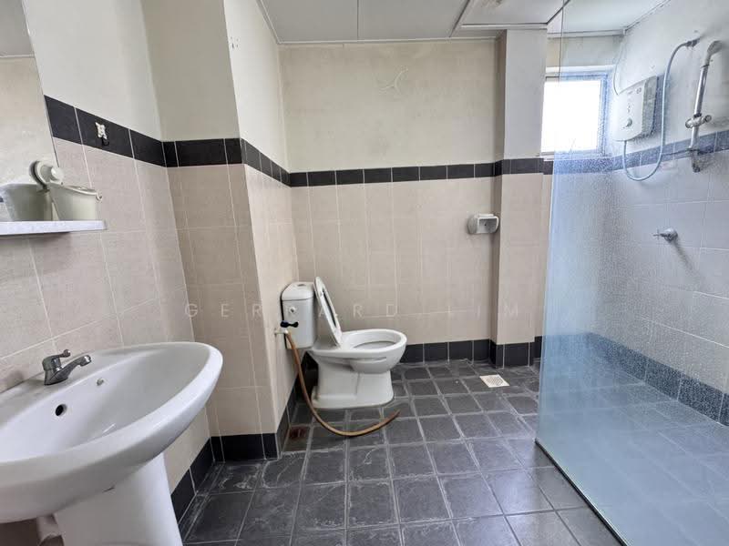 Service Residence for Rent at The Heron Residency - Gerrard Lim - Bathroom - PropertyGuru.com.my