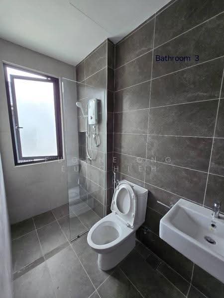 Rumah Teres untuk Dijual di Kota Kemuning (Shah Alam) - Eugene Ong Eu chieh - PropertyGuru.com.my