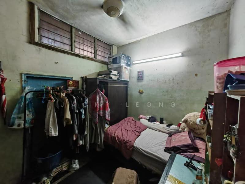Rumah Teres 2-Tingkat untuk Dijual di Damansara Jaya (Petaling Jaya) - Jacky Leong - Bedroom - PropertyGuru.com.my