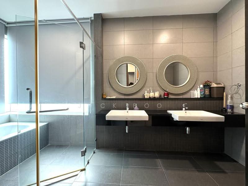 Bungalow House for Sale in Ambang Botanic (Klang) - Jack Boo - Bathroom - PropertyGuru.com.my