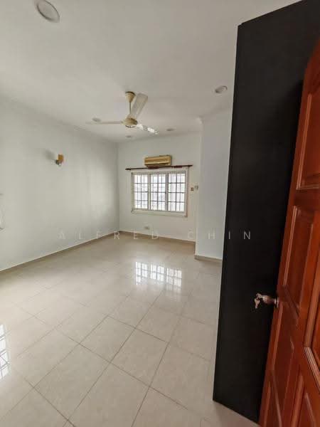 Rumah Berkembar untuk Disewa di Cheras (Selangor) - Alfred Chin - Living Room - PropertyGuru.com.my