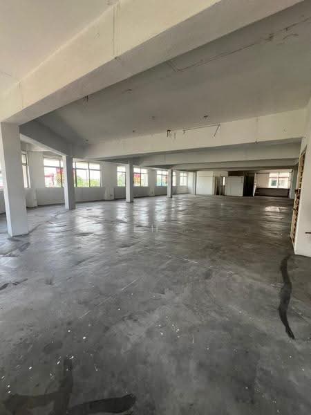 Shop for Sale in Taman Putra Kajang (Kajang) - Teh . - Interior - PropertyGuru.com.my