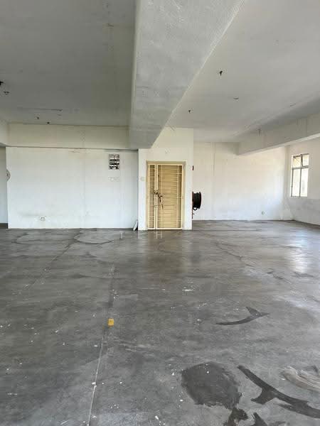 Shop for Sale in Taman Putra Kajang (Kajang) - Teh . - Interior - PropertyGuru.com.my