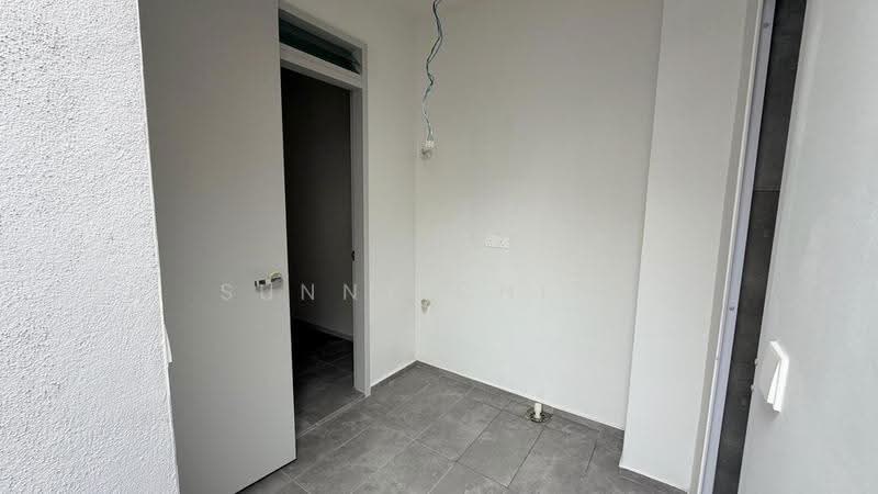 Rumah Teres untuk Dijual di Taman Bukit Serdang (Seri Kembangan) - Sunny Chien - PropertyGuru.com.my