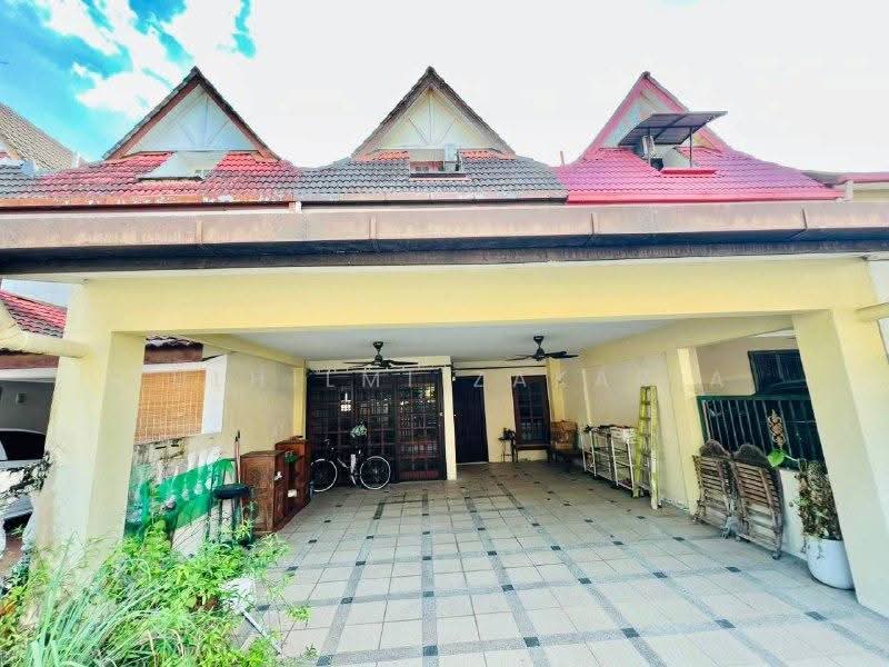 2.5-storey Terraced House for Sale in Ampang Jaya (Ampang) - Zulhilmi Zakaria - Front - PropertyGuru.com.my