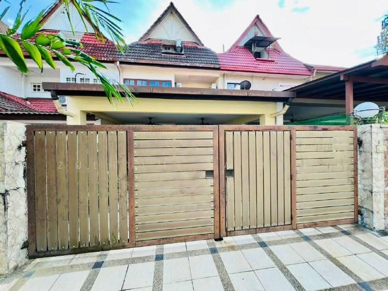 2.5-storey Terraced House for Sale in Ampang Jaya (Ampang) - Zulhilmi Zakaria - Front - PropertyGuru.com.my