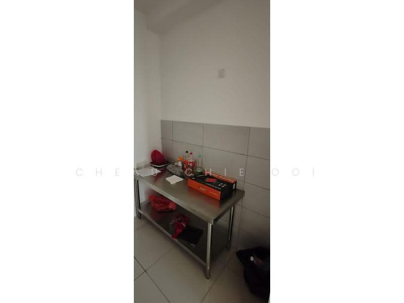 Kediaman Servis untuk Disewa di Vivo Executive Apartment - Cheau Chie Ooi - Kitchen - PropertyGuru.com.my