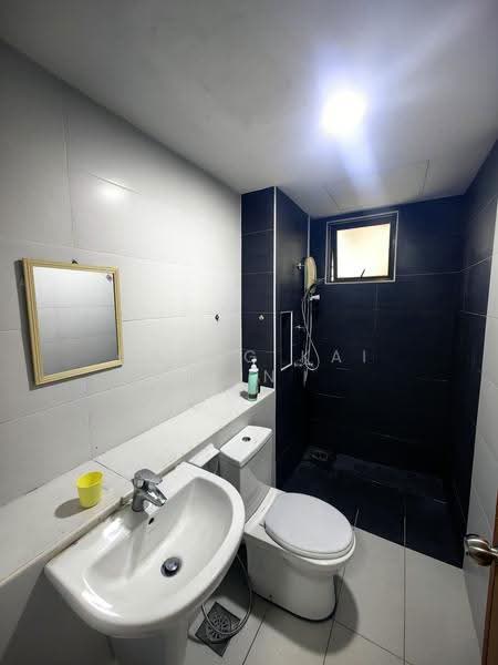 Service Residence for Rent at Sky Gardens Residences - Chang Kai Yin - Bathroom - PropertyGuru.com.my
