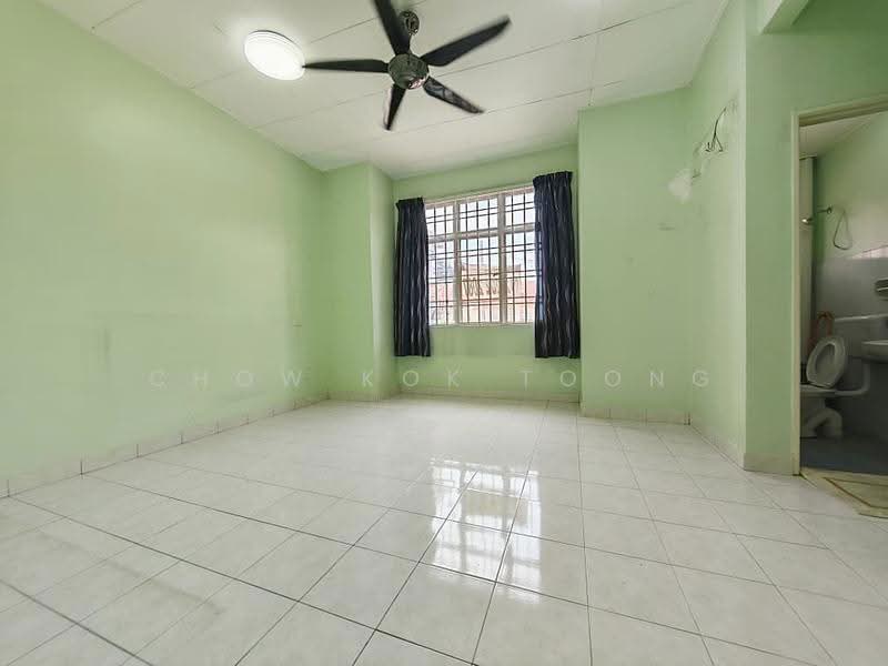 Rumah Teres 2-Tingkat untuk Dijual di Taman Putra Prima (Puchong) - Chow Kok Toong - Bathroom - PropertyGuru.com.my