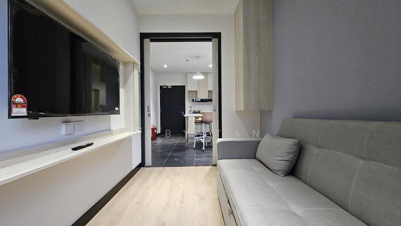 Pangsapuri untuk Disewa di Vetro 11 Designer Suites - Abby Tan - Living Room - PropertyGuru.com.my