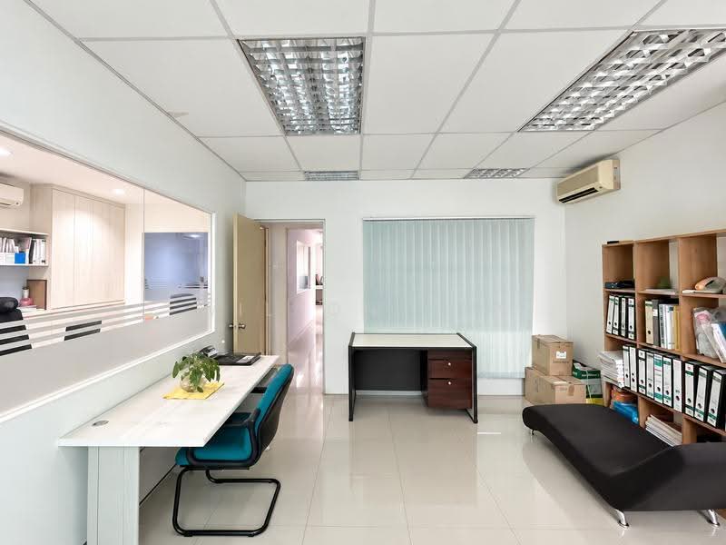 Shop / Office for Sale in Bandar Puteri Puchong (Puchong) - Wilson Yap - Interior - PropertyGuru.com.my