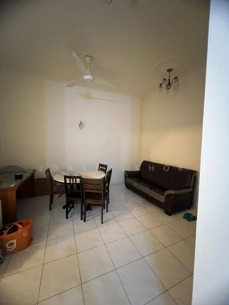 Kondominium untuk Disewa di Seri Maya Condominium - Johnny Khor - Living Room - PropertyGuru.com.my