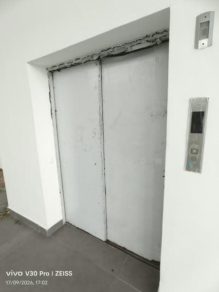 Kilang Berkembar untuk Dijual di Kota Damansara (Selangor) - Joey Chow - Corridor - PropertyGuru.com.my