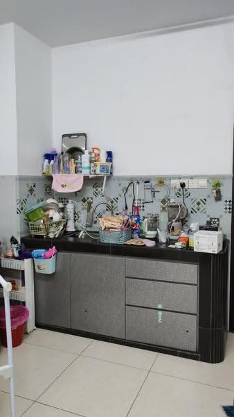 Service Residence for Sale at The Garden Residences - Crystal Chan - Kitchen - PropertyGuru.com.my