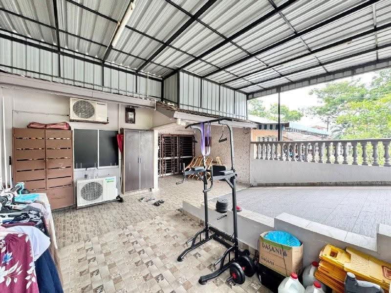 Rumah Teres 1-Tingkat untuk Dijual di Seksyen 2 (Shah Alam) - Zulhilmi Zakaria - Exterior - PropertyGuru.com.my