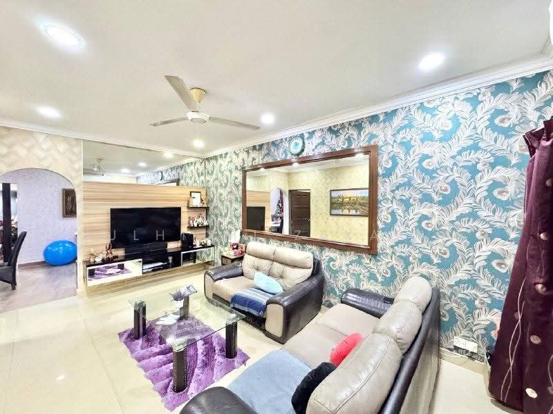Rumah Teres 1-Tingkat untuk Dijual di Seksyen 2 (Shah Alam) - Zulhilmi Zakaria - Living Room - PropertyGuru.com.my