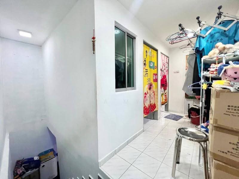 2-storey Terraced House for Sale in Taman Seri Segar (Semenyih) - Maya Myra - Corridor - PropertyGuru.com.my