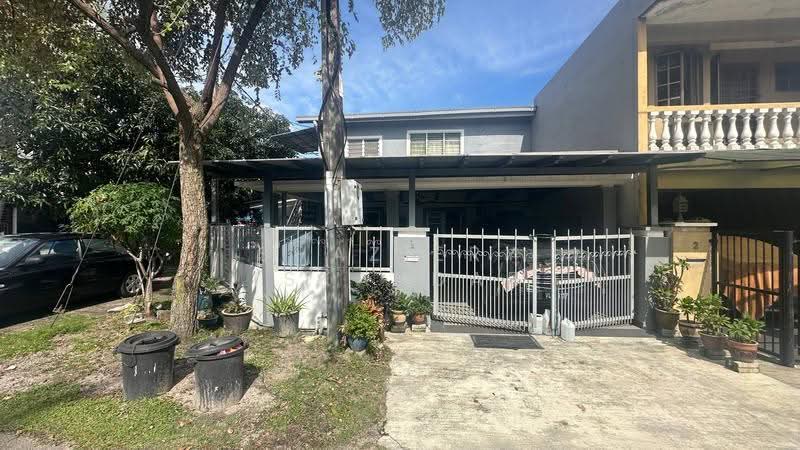 Rumah Teres 2-Tingkat untuk Dijual di Taman Cahaya (Ampang) - Shaziery Iskandar - Exterior - PropertyGuru.com.my