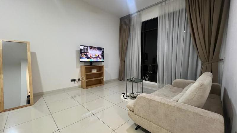 Kediaman Servis untuk Disewa di The Park 2 - Gin Low - Living Room - PropertyGuru.com.my