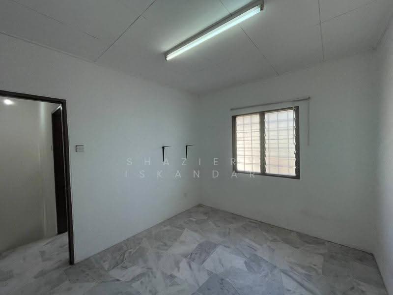 Rumah Teres 2-Tingkat untuk Dijual di Taman Mega Jaya (Ampang) - Shaziery Iskandar - PropertyGuru.com.my