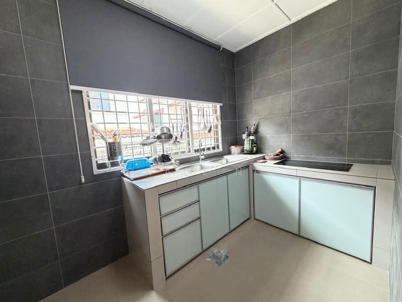 Semi-Detached House for Sale in Perling (Skudai) - Grace Ng - Kitchen - PropertyGuru.com.my