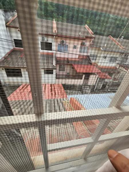 2-storey Terraced House for Sale in Ukay Perdana (Ulu Kelang) - Eddie Chan - Exterior - PropertyGuru.com.my