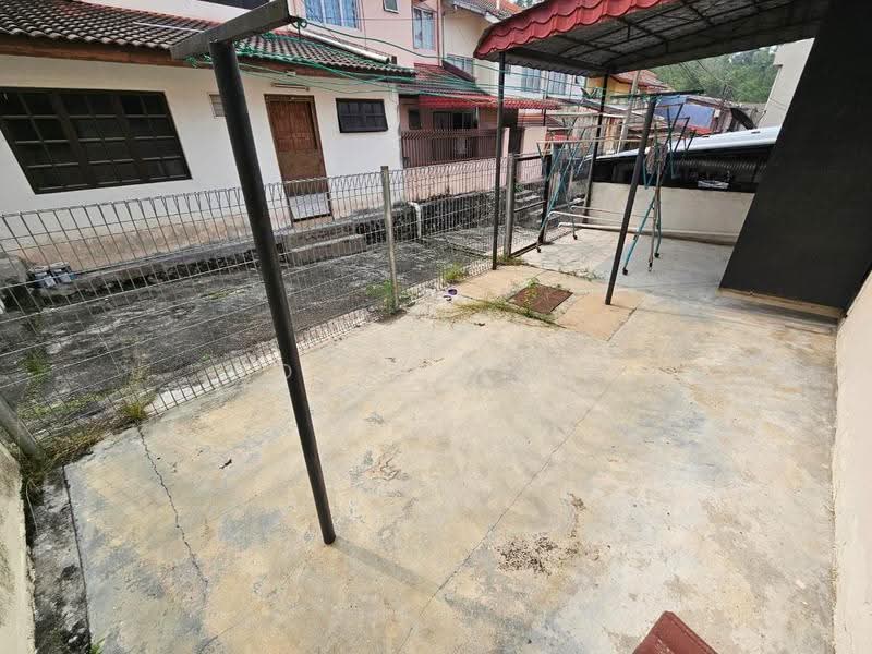 2-storey Terraced House for Sale in Ukay Perdana (Ulu Kelang) - Eddie Chan - Exterior - PropertyGuru.com.my