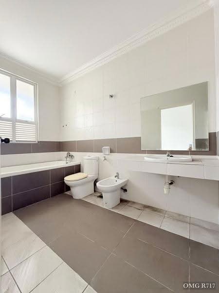 3-storey Terraced House for Sale in Alam Nusantara (Setia Alam) - Alwin Lee - Bathroom - PropertyGuru.com.my