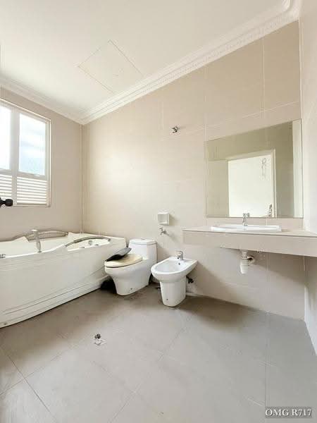 3-storey Terraced House for Sale in Alam Nusantara (Setia Alam) - Alwin Lee - Bathroom - PropertyGuru.com.my