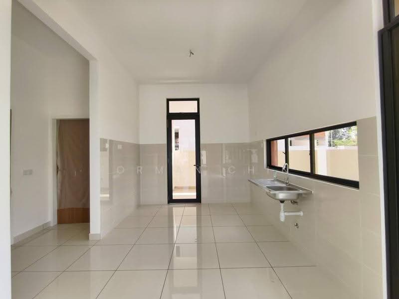 2-storey Terraced House for Sale in Sepang (Selangor) - Norman Chin - Kitchen - PropertyGuru.com.my