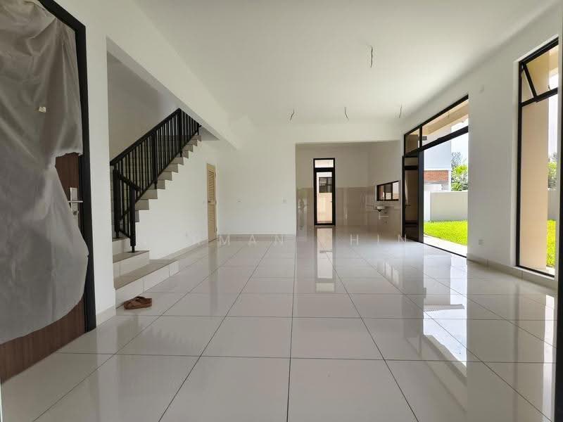 2-storey Terraced House for Sale in Sepang (Selangor) - Norman Chin - Living Room - PropertyGuru.com.my