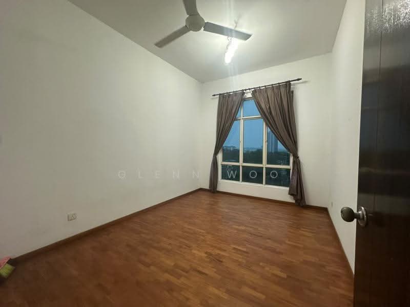 Pangsapuri untuk Dijual di Bukit Chagar (Pine View) - Glenn Woo - Bedroom - PropertyGuru.com.my