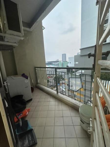 Pangsapuri untuk Dijual di Bukit Chagar (Pine View) - Glenn Woo - Balcony - PropertyGuru.com.my