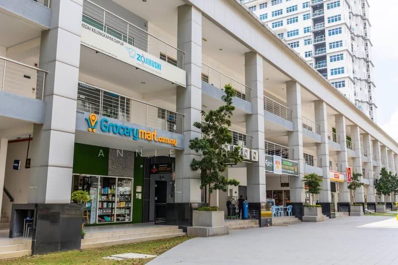 Retail Space for Rent in Bandar Puteri Puchong (Puchong) - Annie Chong - Exterior - PropertyGuru.com.my