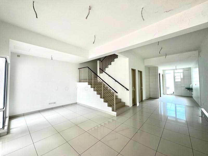 Rumah Teres 3-Tingkat untuk Dijual di Taman Subang Mas (Subang Jaya) - Joyce Chan - Interior - PropertyGuru.com.my