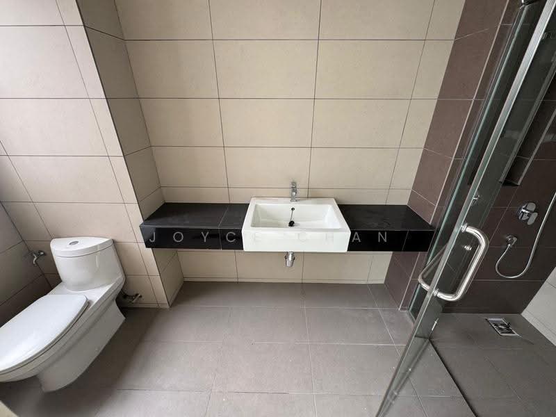 Rumah Teres 3-Tingkat untuk Dijual di Taman Subang Mas (Subang Jaya) - Joyce Chan - Bathroom - PropertyGuru.com.my