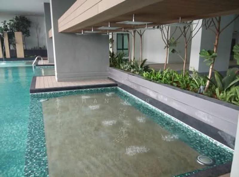 Kediaman Servis untuk Disewa di DK Senza - Han Ker - Pool - PropertyGuru.com.my