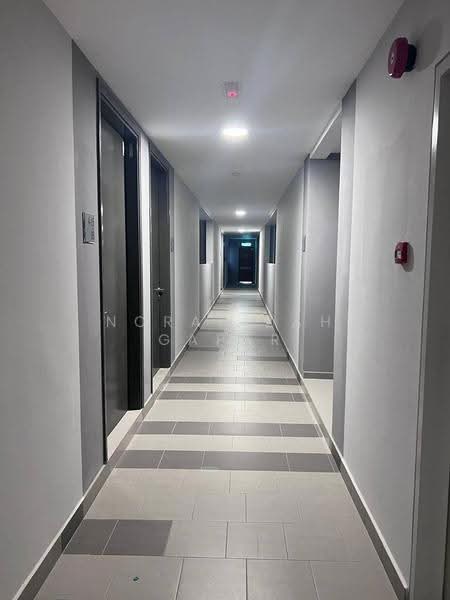 Kediaman Servis untuk Disewa di Sensory Residence @ Southville City - NoraFizah Gapar - Corridor - PropertyGuru.com.my