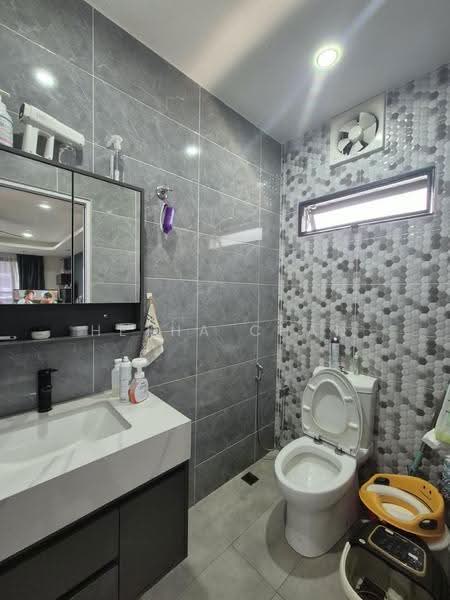 Bungalow House for Sale in Sea Park (Petaling Jaya) - Hetha Chan - Bathroom - PropertyGuru.com.my