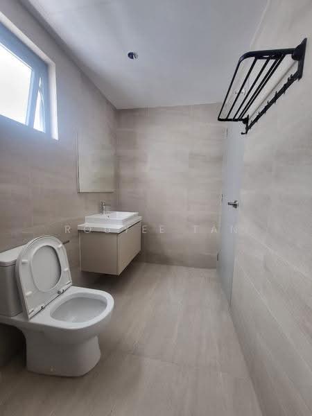 Condominium for Rent at Skyline KL - Rouyee Tan - Bathroom - PropertyGuru.com.my